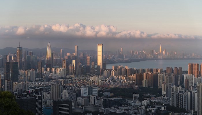 深圳楼市新政满月:新盘屡现“日光”,二手房价重回“6字头”